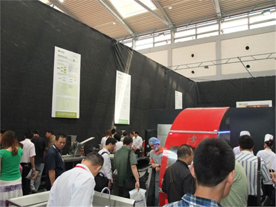 大明機器人炒菜機受餐飲業(yè)關(guān)注