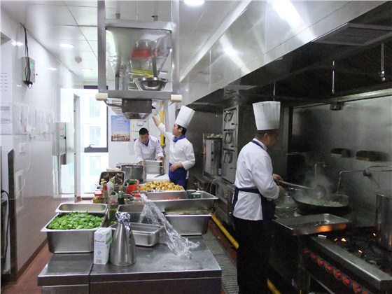 廚房設備 廚房設備