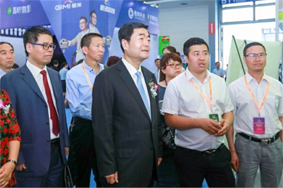 廚房設(shè)備 廚房設(shè)備