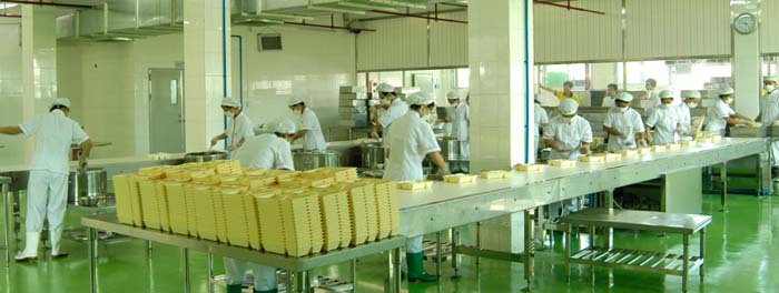 中央廚房場(chǎng)景照 中央廚房設(shè)備使用現(xiàn)場(chǎng)